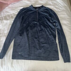 DRI-FIT NIKE Athletic Quarter-Zip Lightweight